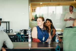 Tip #36 Networking: Jak zahájit rozhovor s cizím člověkem